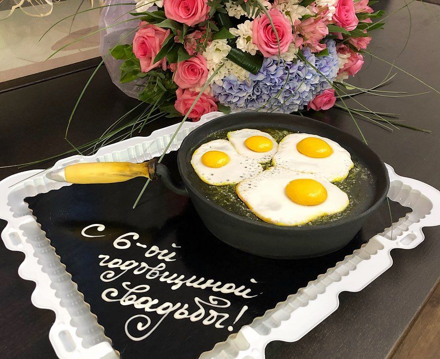 Поздравляю с чугунной свадьбой. 6 лет годовщина свадьбы. Желаю долгой совмест...